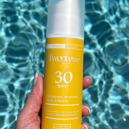 Glowing Mineral 30 SPF Suncream